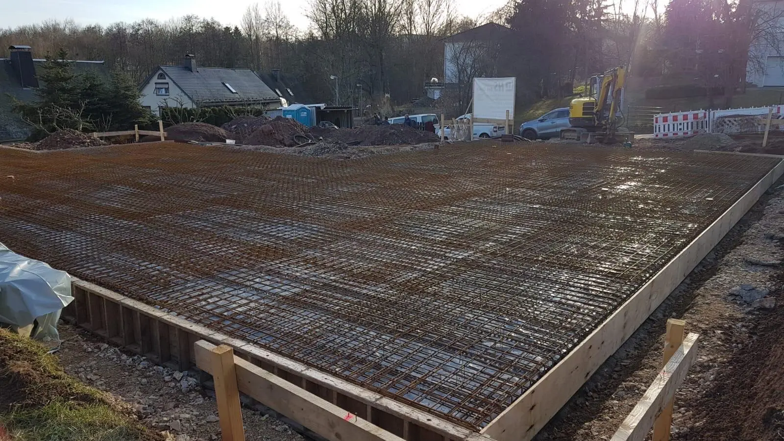 Fundament und Schalung – Baustelle der HS Bau GmbH in Chemnitz